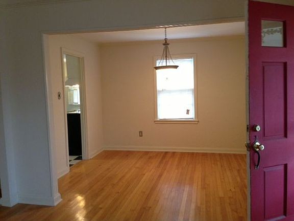 4th image of 4830 Marion Ave