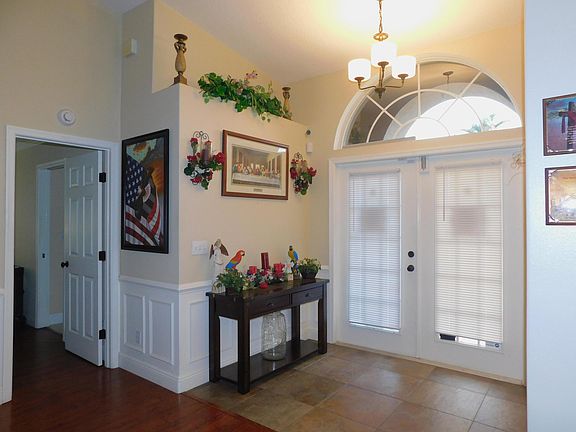 5th image of 2409 SW Washington Street
