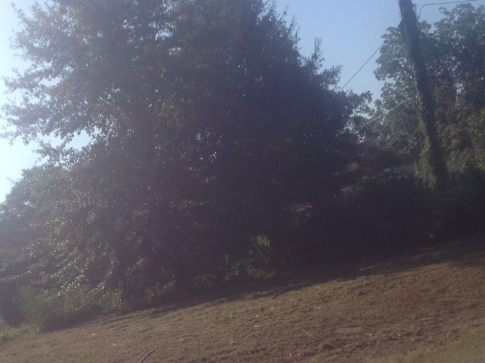 2nd image of 1912 17th Ave