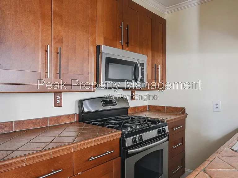 3120 Parkwood Ave #B — Photo 9