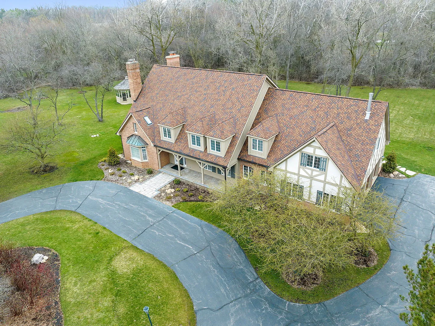 15 Creekside Ln photo 1