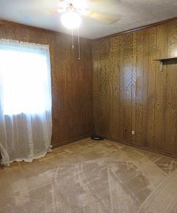 4th image of 208 W Gantt St