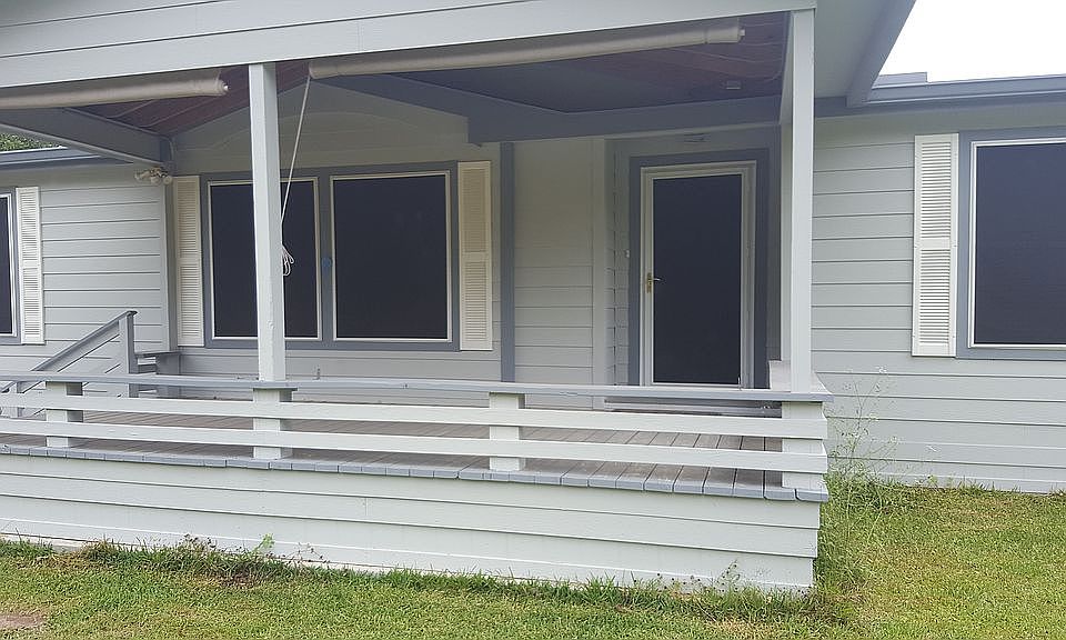 1st image of 27 Hoyt Ln