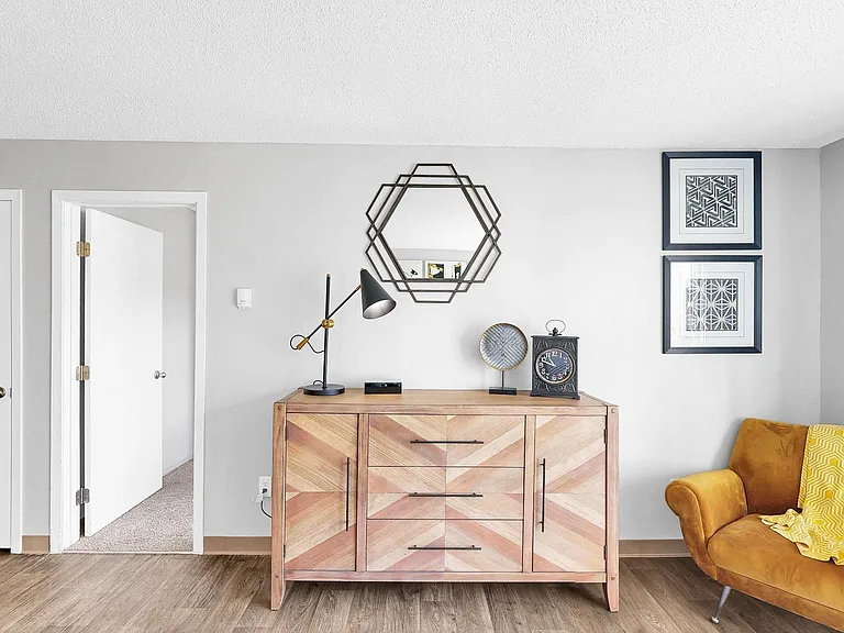 Audenn Apartments — Photo 7