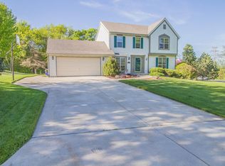 11420 W Woods Rd, Franklin, WI 53132