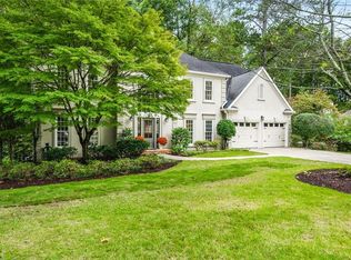 861 Chestnut Lake Dr NE, Marietta, GA 30068