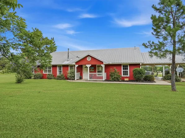 905 Crawford Rd, Sadler, TX 76264