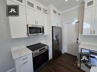 367 Tappan St #6, Brookline, MA 02445