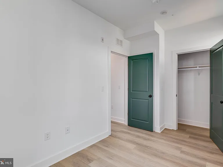 1223 W Lehigh Ave #B — Photo 7