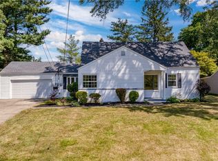 6589 Solon Blvd, Solon, OH 44139