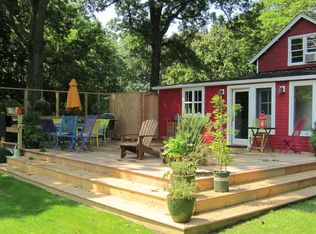 54 N Menantic Rd, Shelter Island, NY 11964