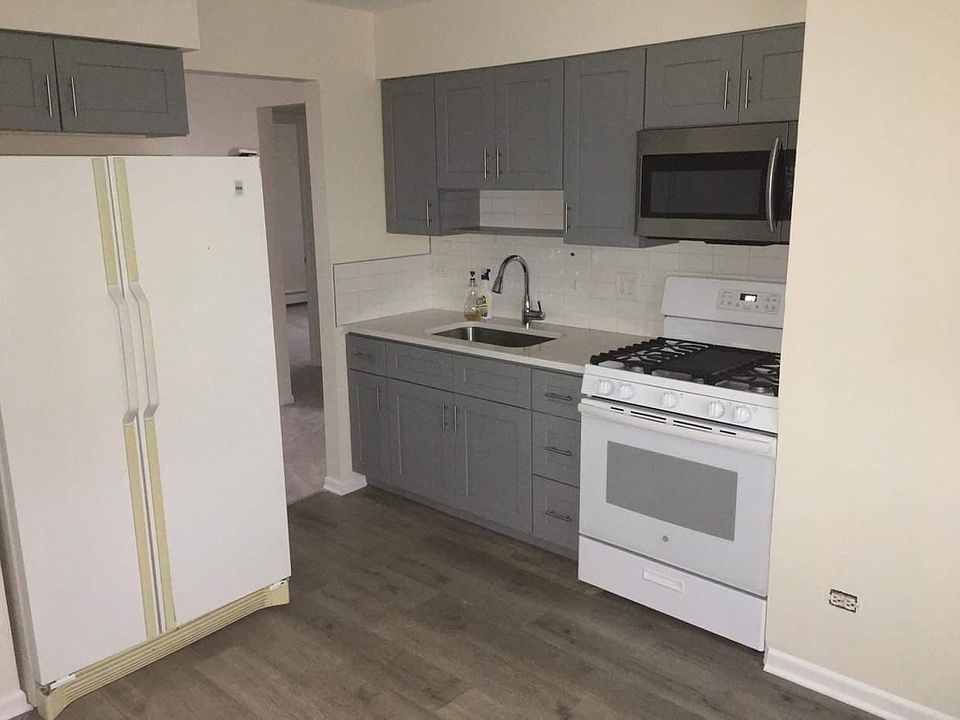 1st image of 7528 Country Ln #2N