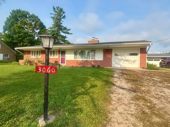 3060 Gratiot St, Indian River, MI 49749