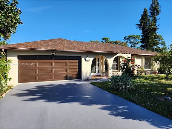 2nd image of 26871 Villanova Ct