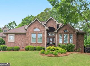 1466 Lake Forest Ln, McDonough, GA