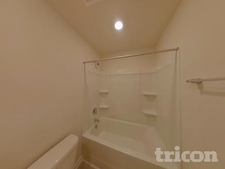 324 Sandbach Rd — Photo 15