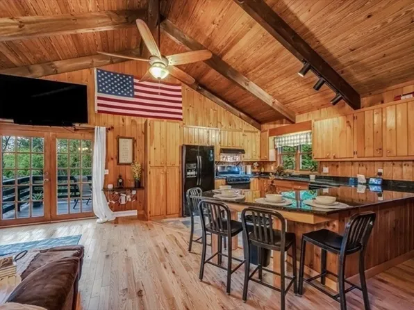 1828 E Otis Rd, Otis, MA 01253