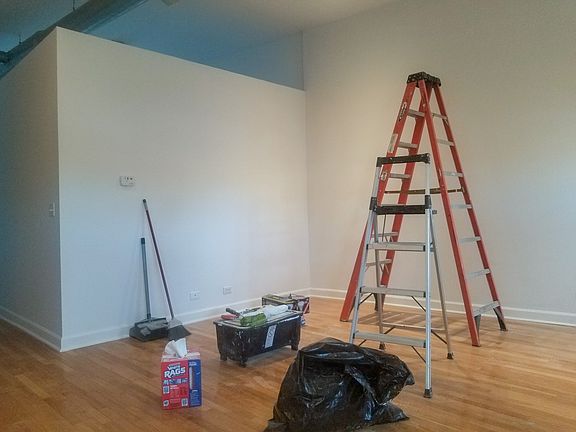 4th image of 2511 W Winona St Floor 1