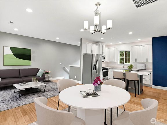 3rd image of 2114 191st Avenue SW