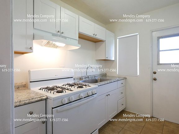 4th image of 3041 Ingelow St