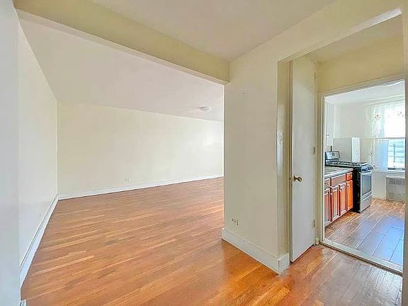 2nd image of 250 Clarkson Ave APT 506
