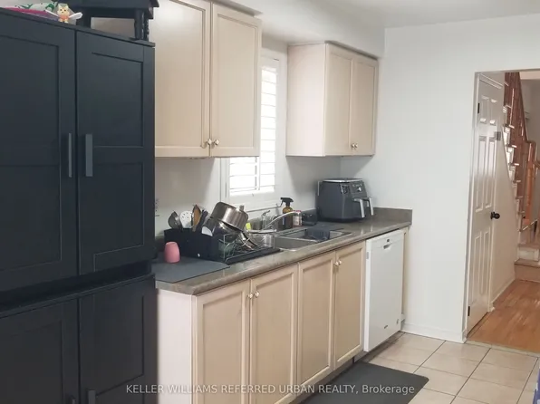 40 Ingold Ln, Ajax, ON L1Z 1K3