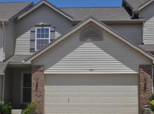 209 Shady Rock Ln, O'Fallon, MO 63368