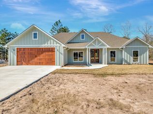 205 Countrywood Dr, Huntington, TX 75949