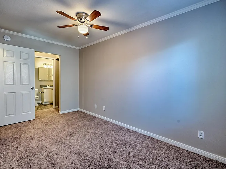1200 S Riordan Ranch St #8 — Photo 13