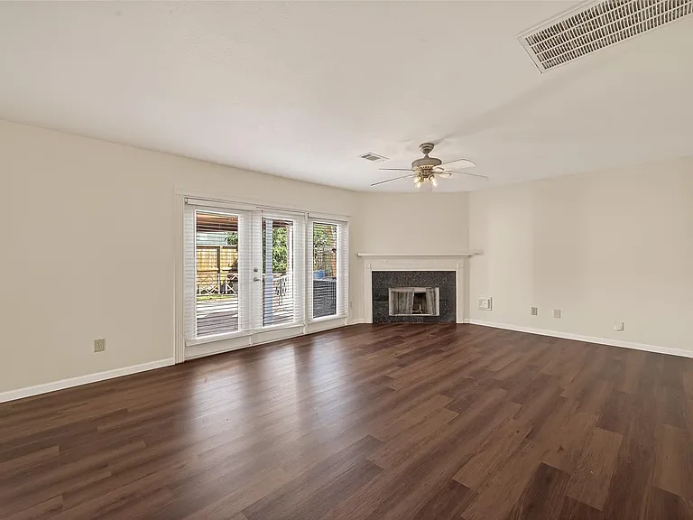 15910 Clayton Bend Dr — Photo 15