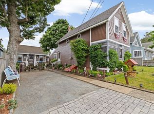 15 6th St, Wareham, MA 02571