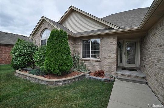 2nd image of 57595 Paul Dr