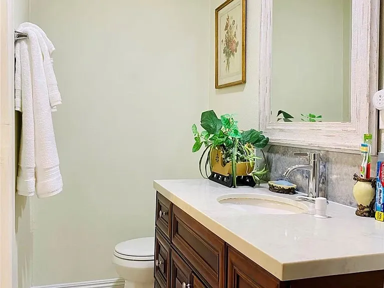 6576 Moonshadow Cir — Photo 16