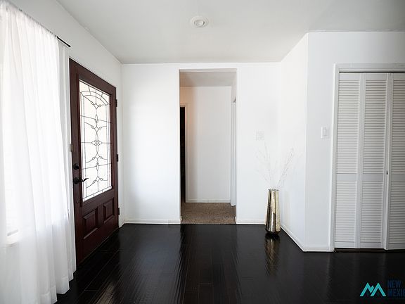 2nd image of 816 Kingman Ave