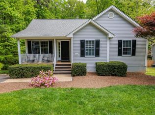 878 Campers Ln, Ruther Glen, VA