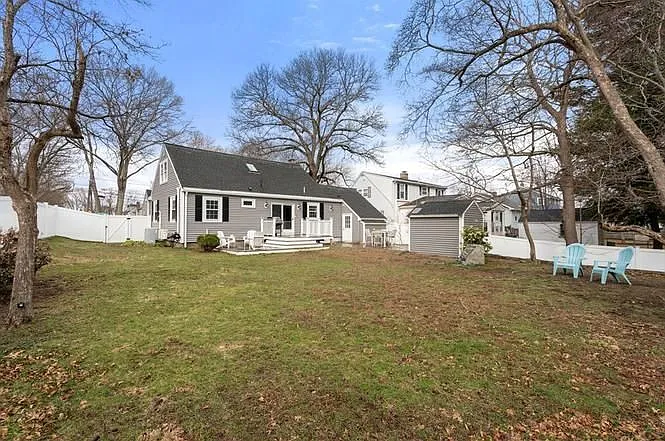 438 Mount Vernon St — Photo 20