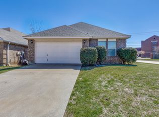 5328 Sioux Creek Ln, Fort Worth, TX 76244