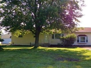 4192 Hazel St, Burton, MI 48519