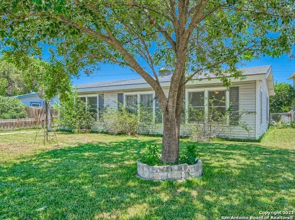 111 GALWAY DR, San Antonio, TX 78223