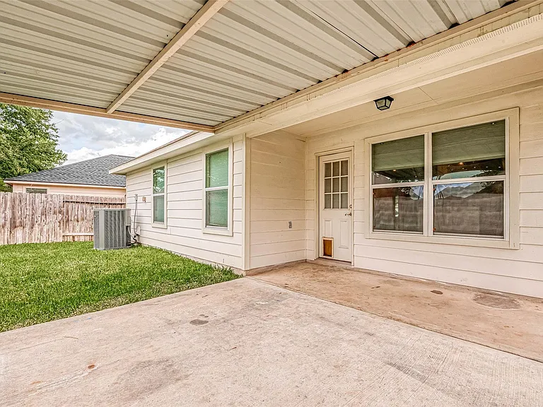 18903 Pinewood Point Ln — Photo 44
