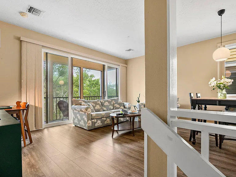 619 Cedars Ct — Photo 15
