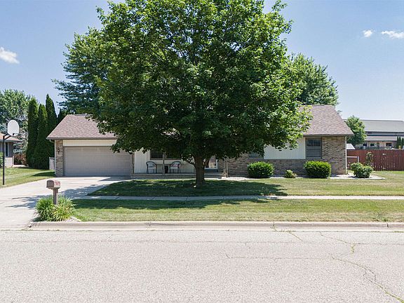 5th image of 2502 N Wuthering Hills Dr