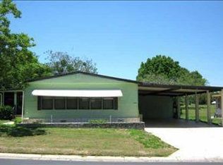 2010 S Citrus Cir, Zellwood, FL 32798