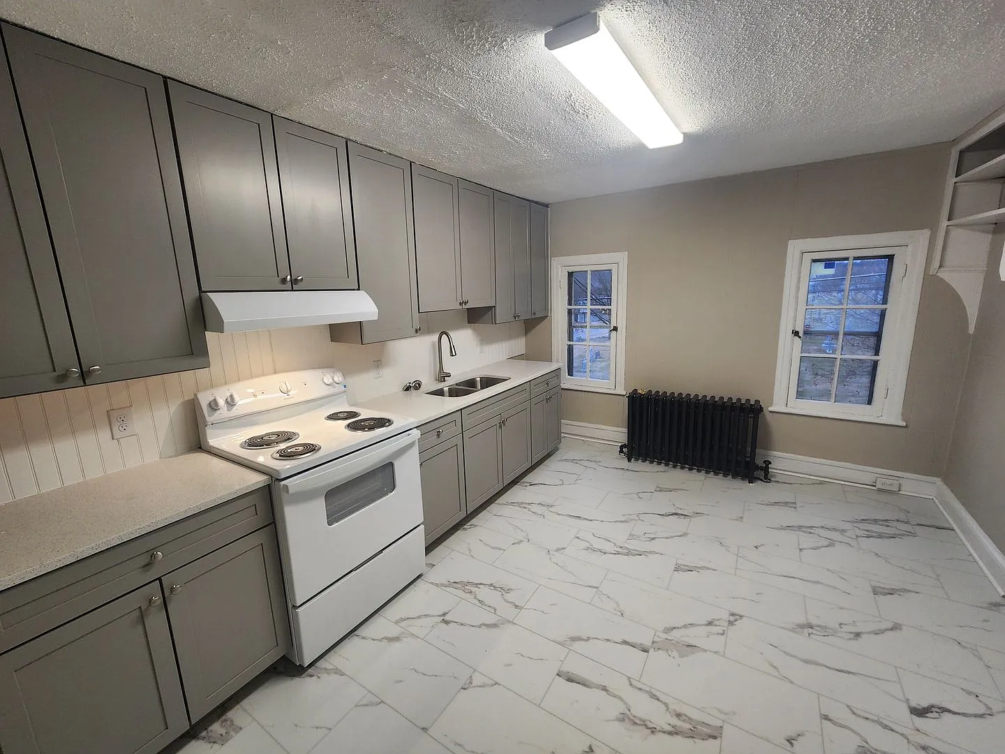 651 Lincoln Way West — Photo 4