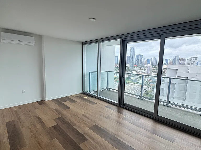 1500 Rycroft St #1010 — Photo 1