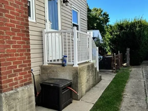 1773 Casper Ave, East Meadow, NY 11554