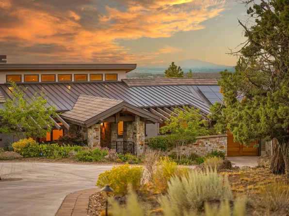 3487 NW Greenleaf Way, Bend, OR 97703
