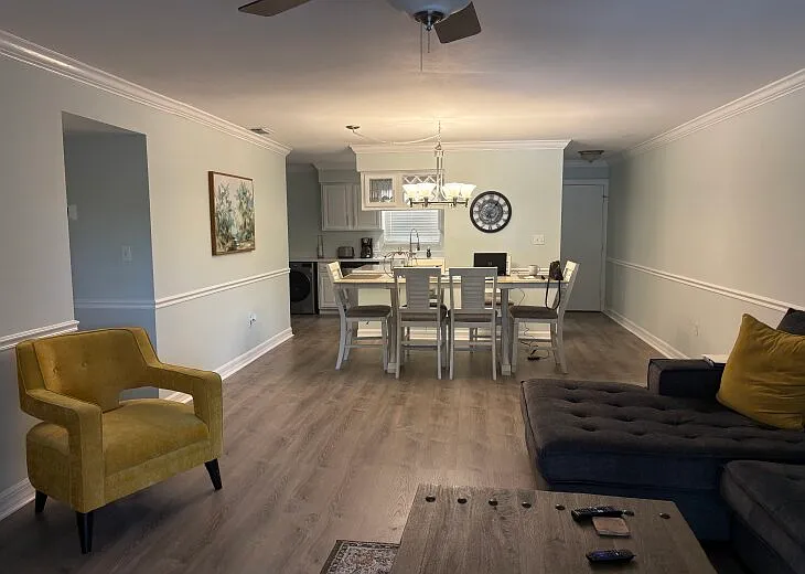 3360 S Osprey Ave #211B — Photo 1