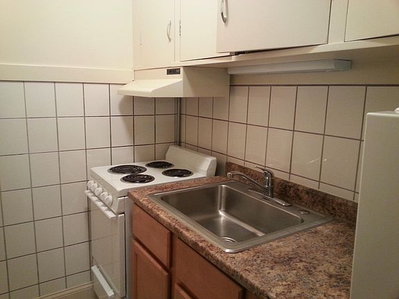 2nd image of 232 N Genesee St #207