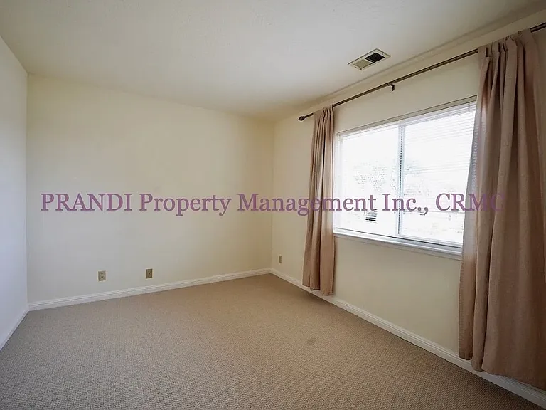 12 Fielding Cir — Photo 14